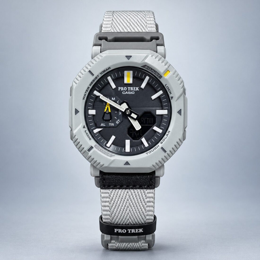 Мъжки Casio Pro Trek Light Grey / Black Dial